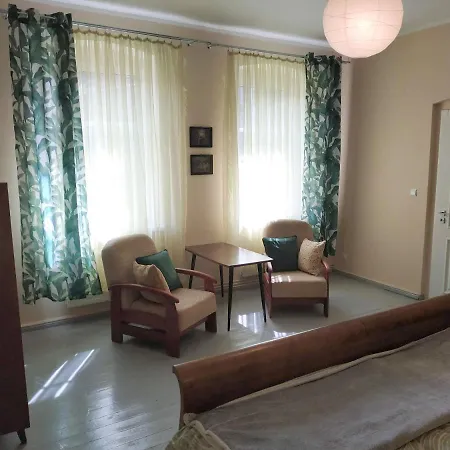 Tradycyjny Apartament Leo Apartamento Gliwice